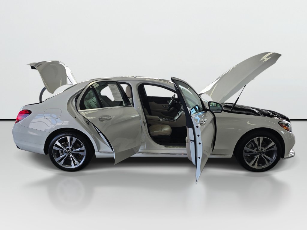 Used 2020 Mercedes-Benz C 300 4MATIC Sedan image 9