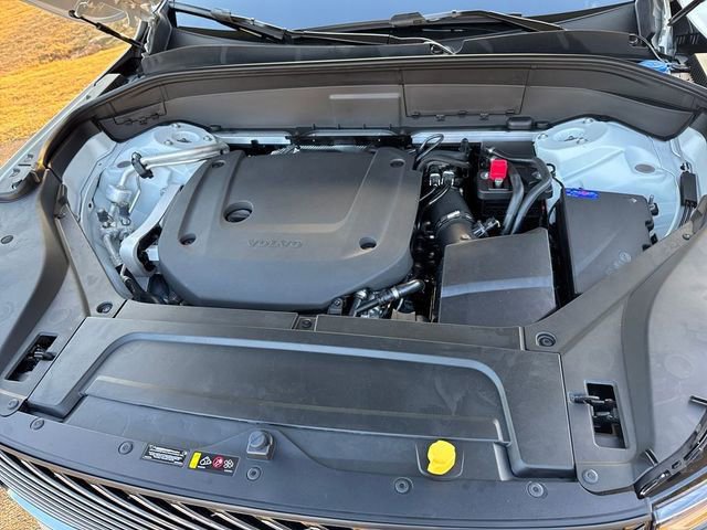 Used 2026 Volvo XC90 B6 Core w/ Protection Package Premier image 28