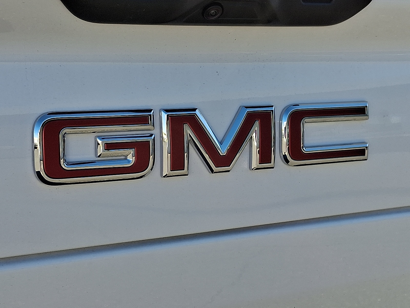 New 2026 GMC Sierra EV Elevation w/ LPO, Elevation Dark Package AWD/4WD image 12