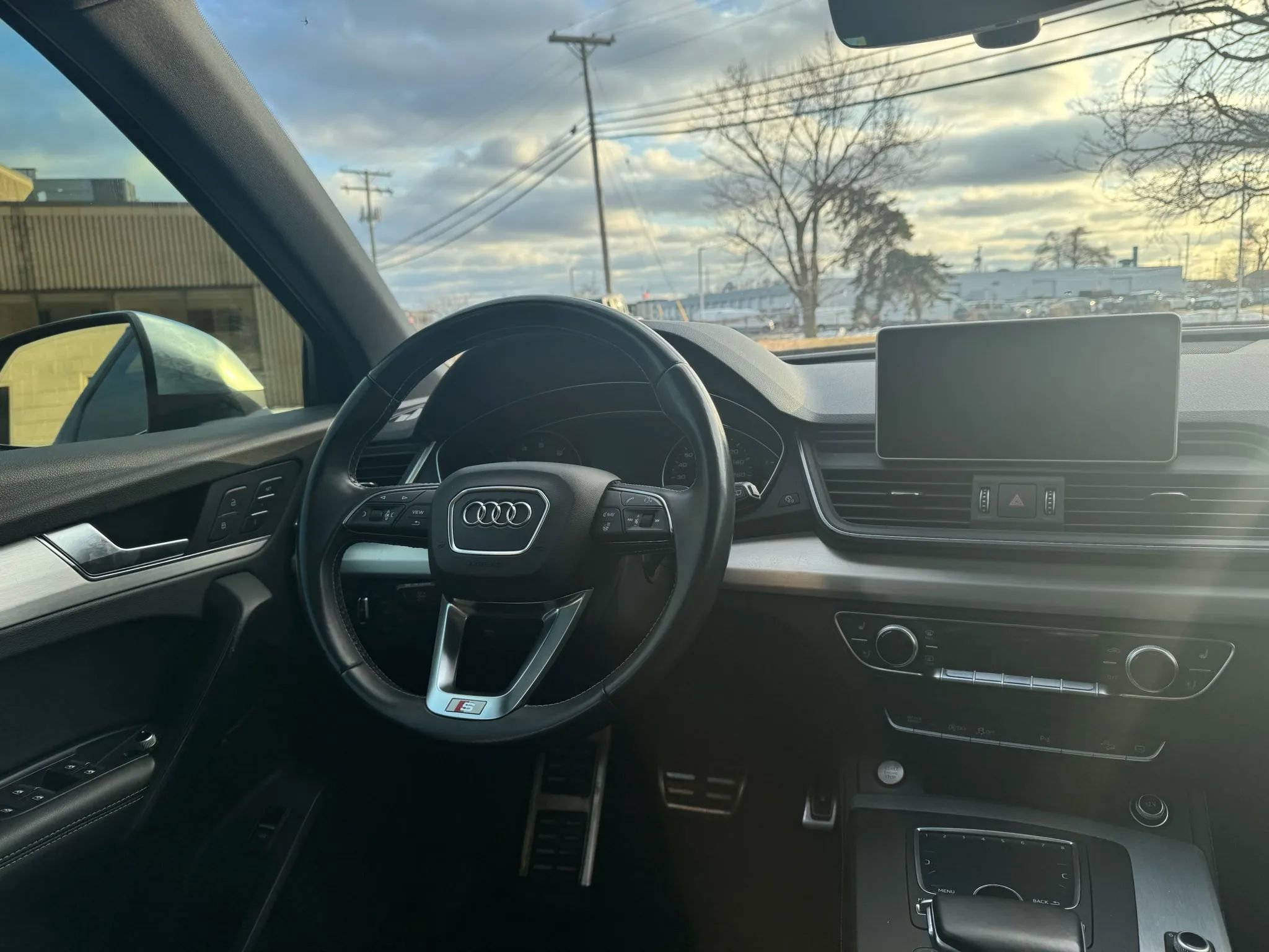 Used 2018 Audi SQ5 Premium Plus AWD/4WD image 16