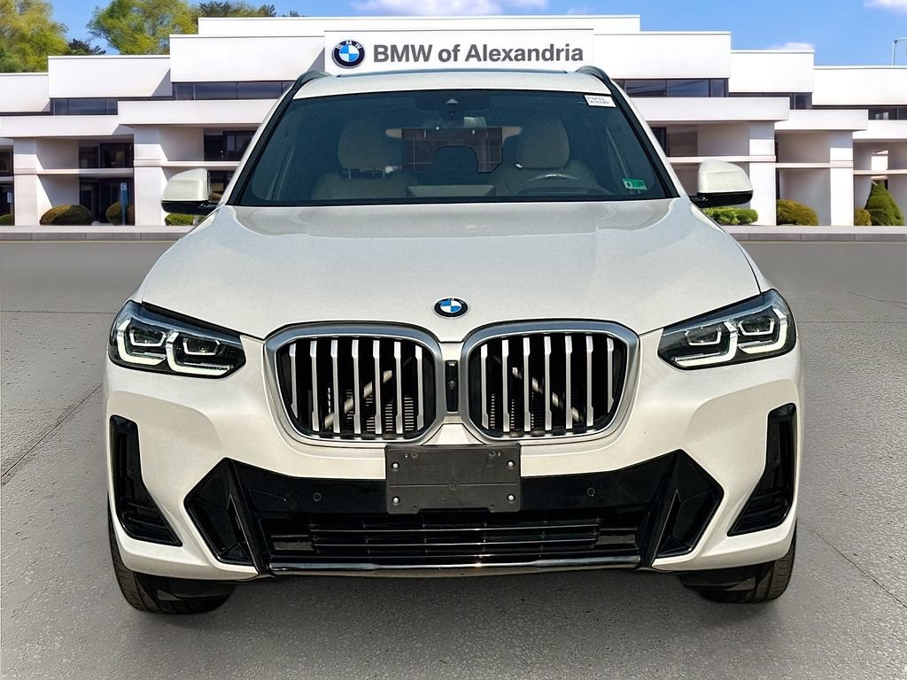 Used 2024 BMW X3 xDrive30i w/ Premium Package AWD/4WD image 2