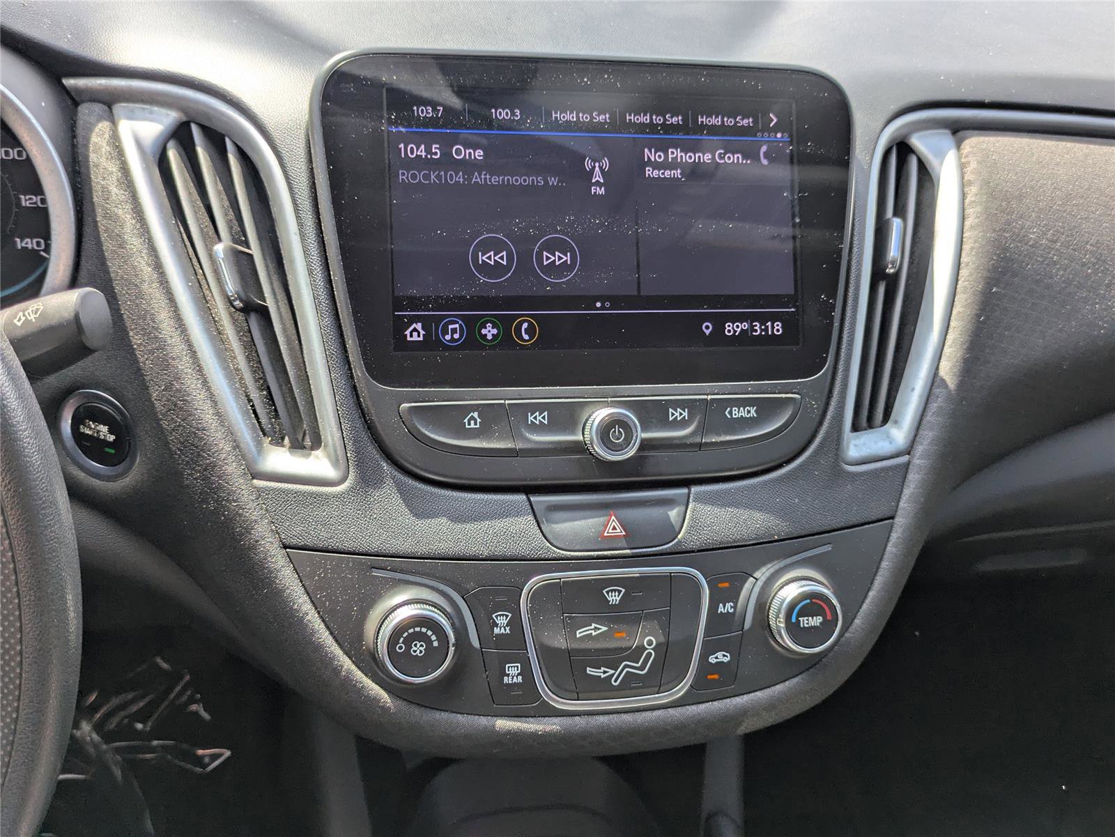 Used 2019 Chevrolet Malibu LS image 25