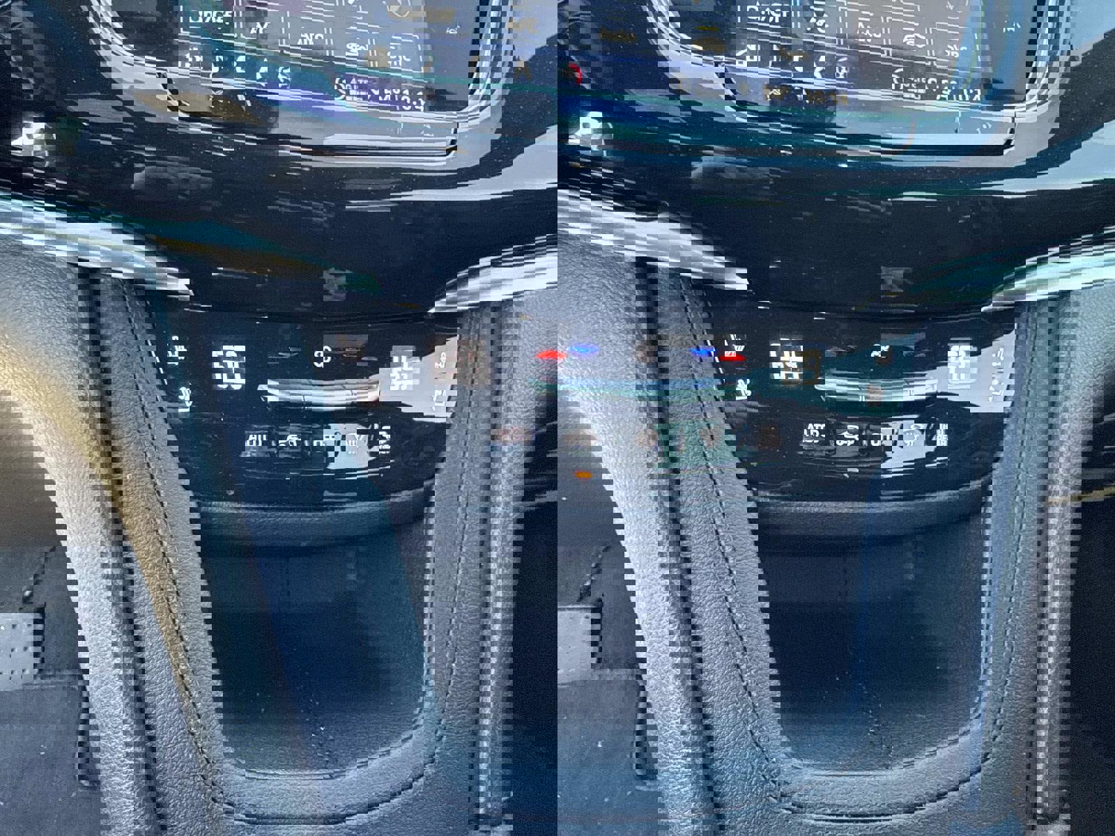 Certified 2024 Cadillac XT6 Premium Luxury w/ Technology Package image 30