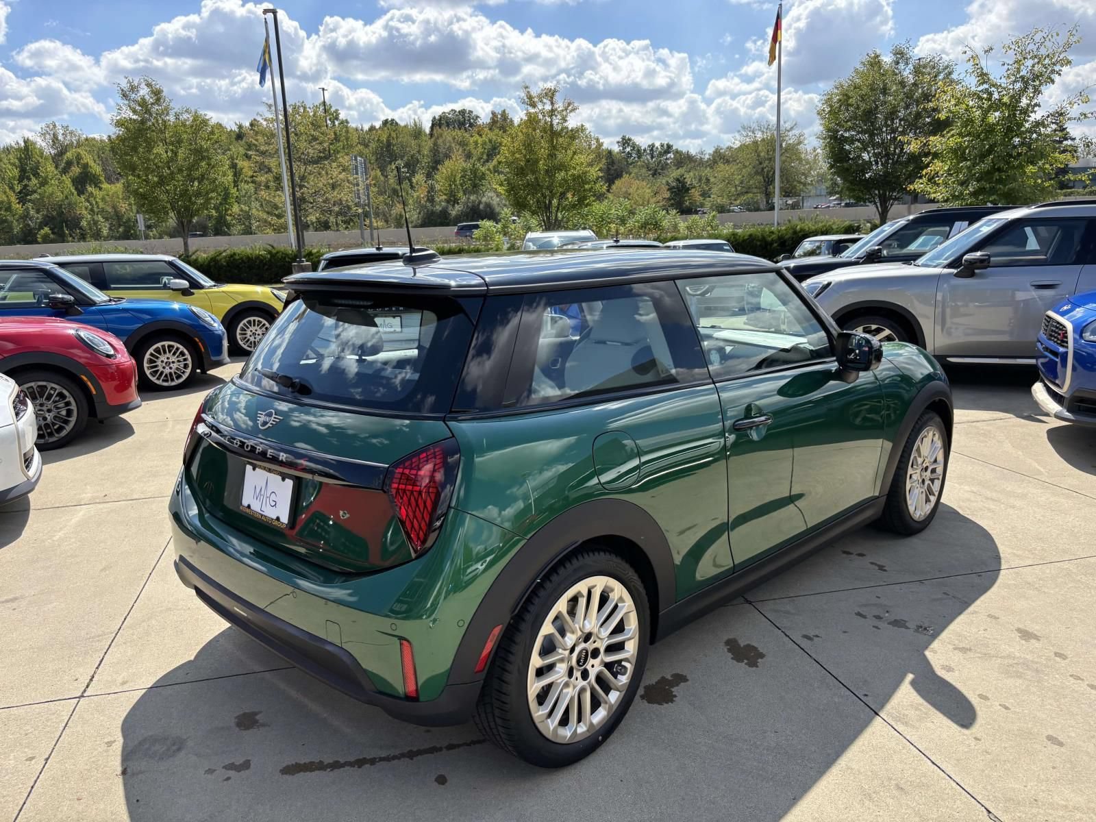 New 2026 MINI Cooper S FWD image 7