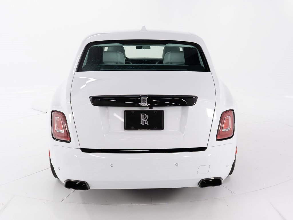 Certified 2023 Rolls-Royce Phantom Sedan image 4