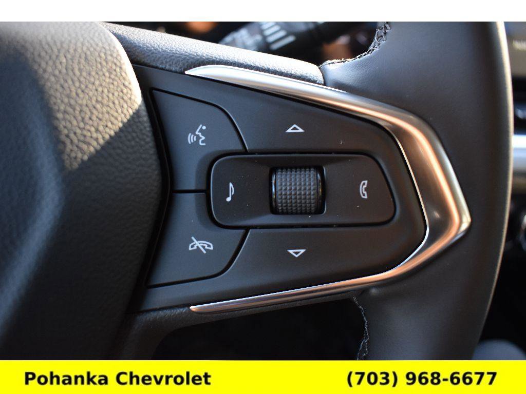 New 2026 Chevrolet Trax LT w/ Driver Confidence Package image 13