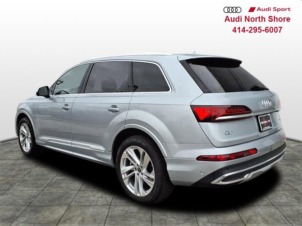 Used 2023 Audi Q7 3.0T Premium Plus w/ Premium Plus Package AWD/4WD image 4