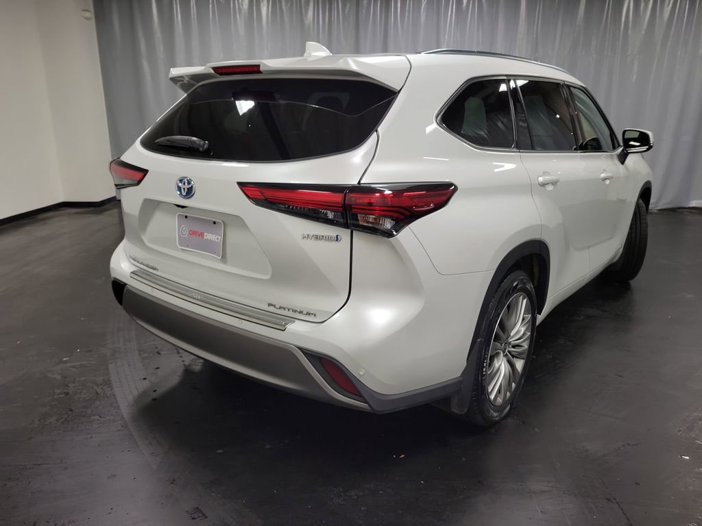 Used 2022 Toyota Highlander Platinum image 8