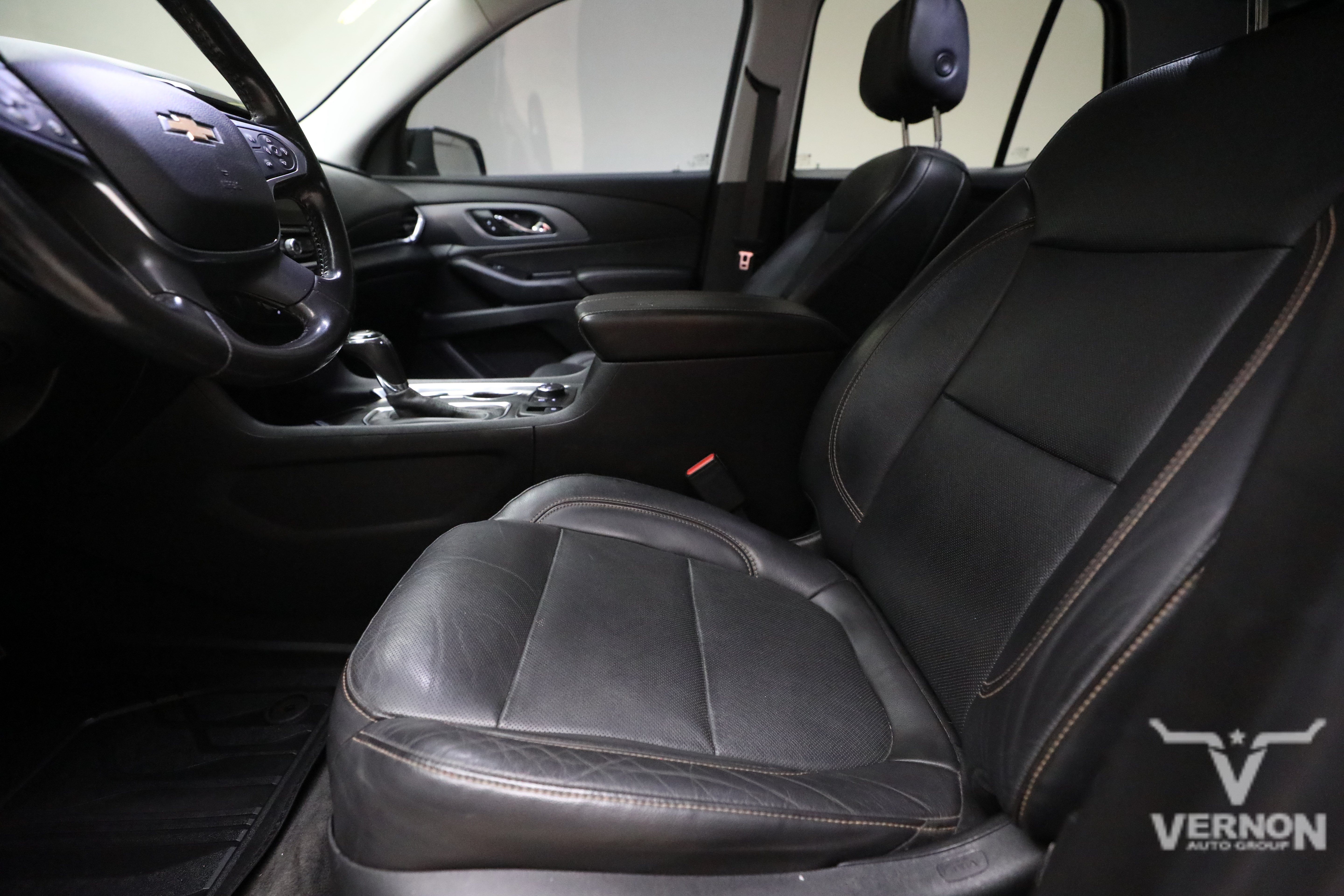 Used 2020 Chevrolet Traverse Premier w/ Redline Edition AWD/4WD image 10