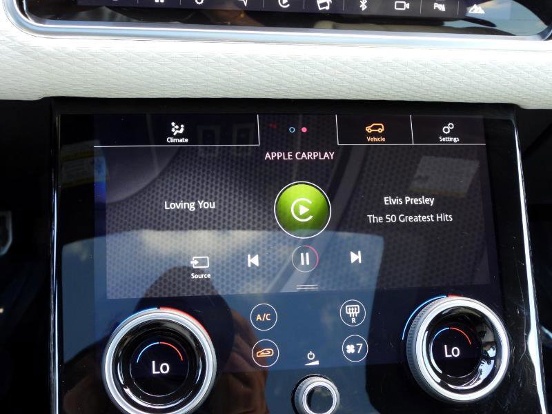 Used 2020 Land Rover Range Rover Velar R-Dynamic S image 68