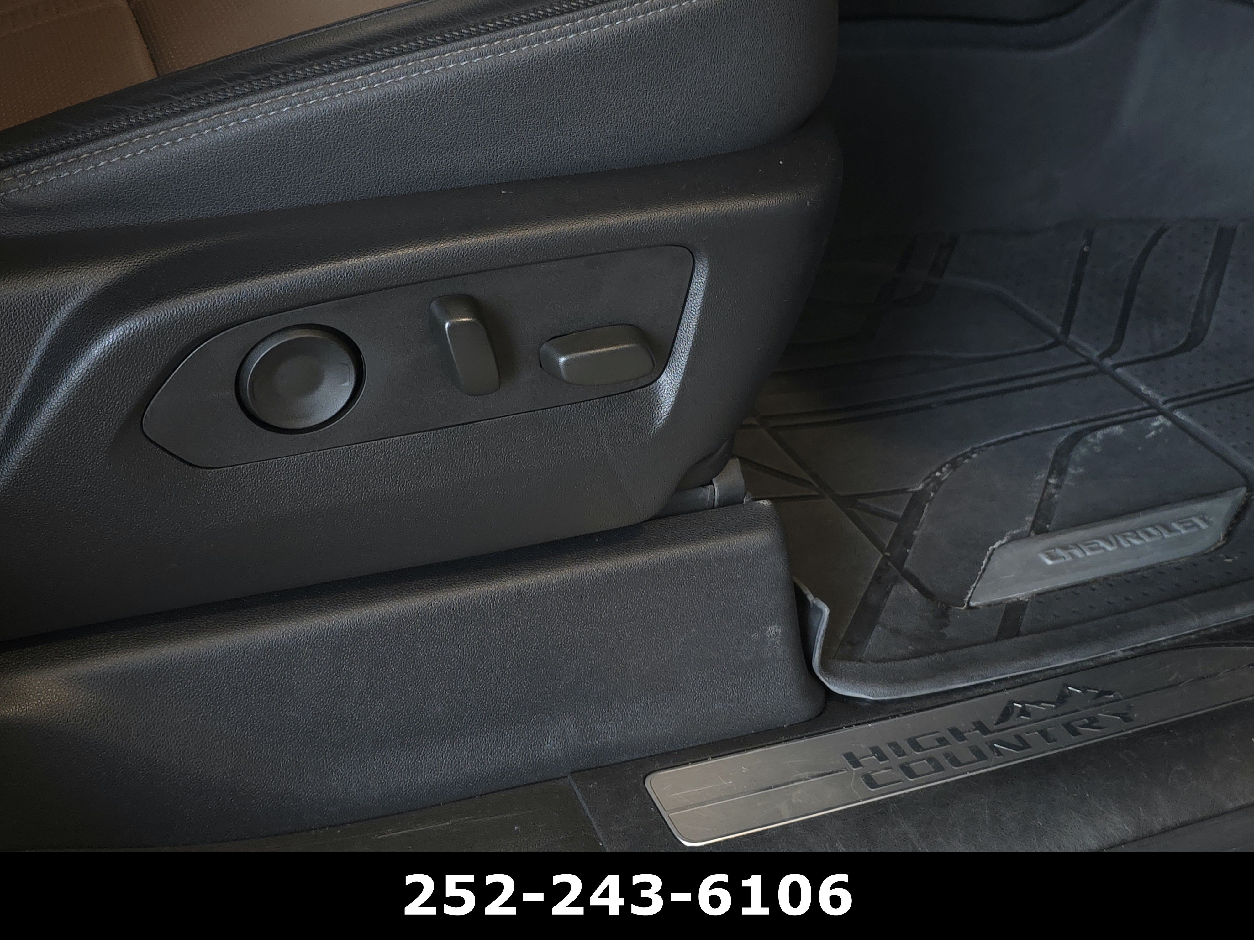 Used 2024 Chevrolet Silverado 2500 High Country w/ Technology Package AWD/4WD image 36