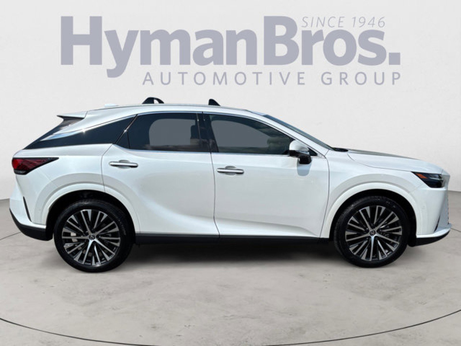 Used 2024 Lexus RX 350 Premium Plus image 2