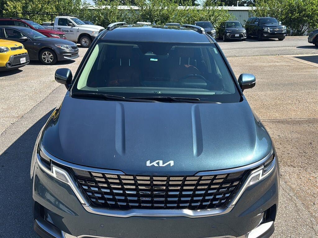 Used 2024 Kia Carnival SX FWD image 11