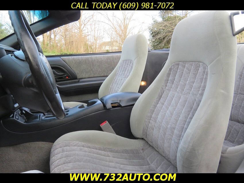 Used 2001 Chevrolet Camaro LT RWD image 7