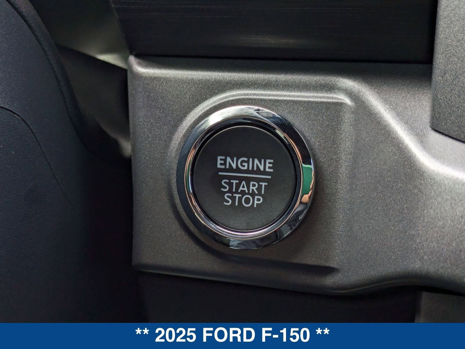 New 2025 Ford F150 XLT w/ Equipment Group 302A MID image 32