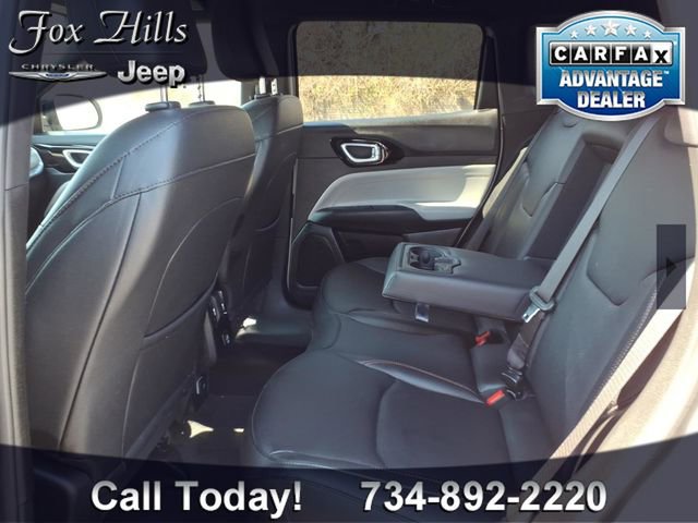 Used 2024 Jeep Compass Limited image 11