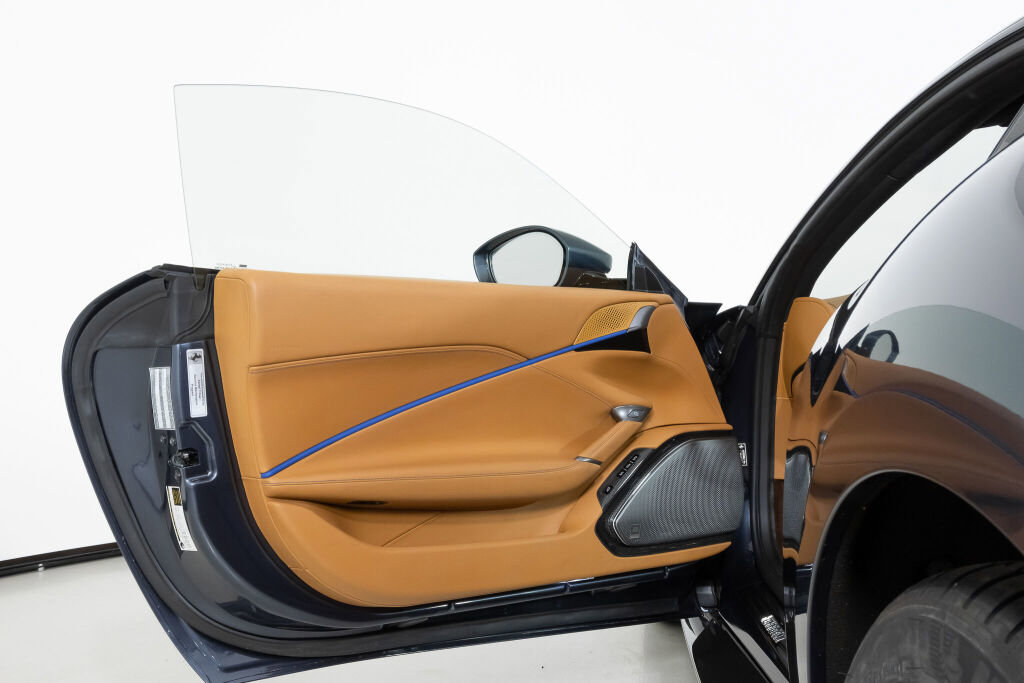 Used 2021 Ferrari Roma image 32