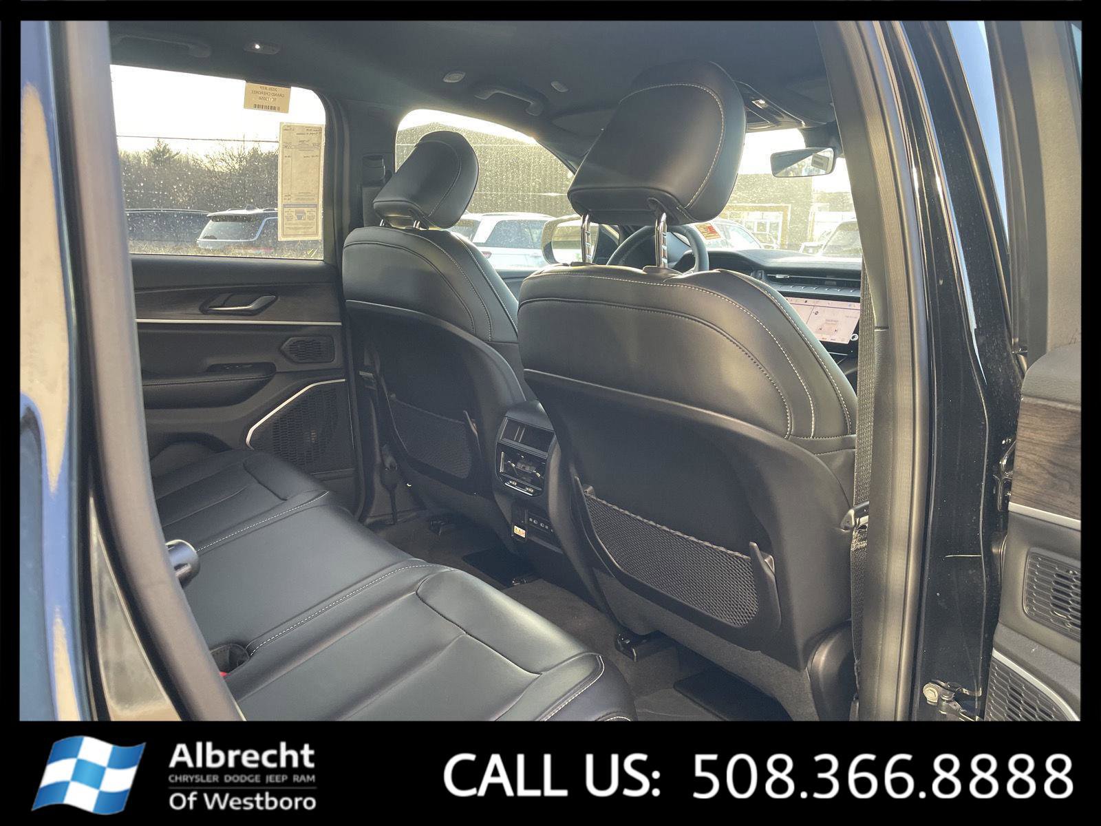 New 2026 Jeep Grand Cherokee Limited image 13