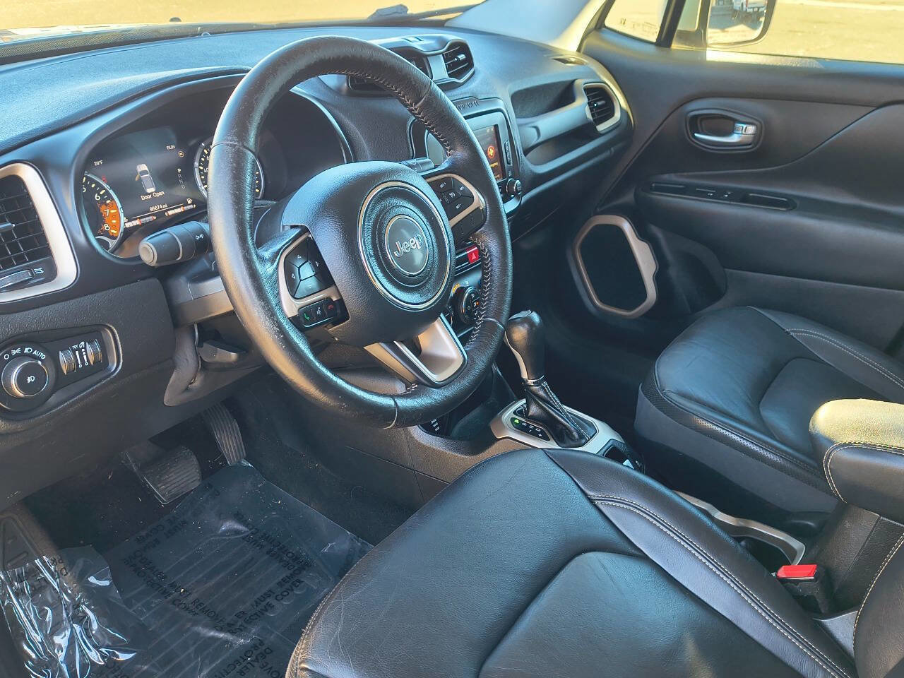 Used 2015 Jeep Renegade Limited w/ Safety & Security Group I image 9