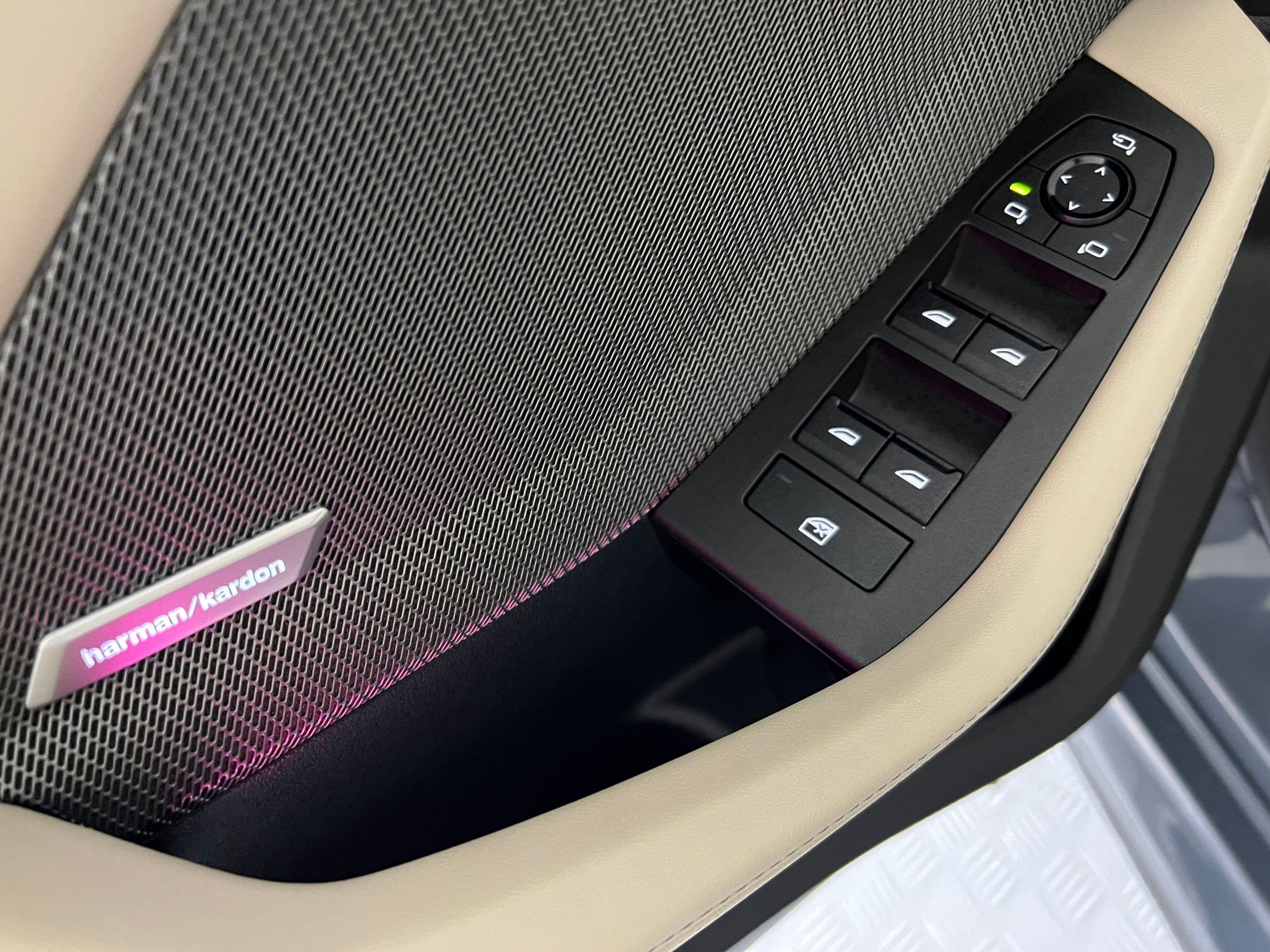 Used 2025 BMW M235i xDrive w/ Premium Package image 24