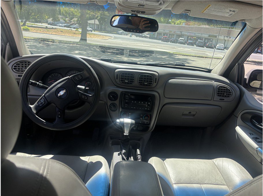 Used 2008 Chevrolet TrailBlazer LT AWD/4WD image 10