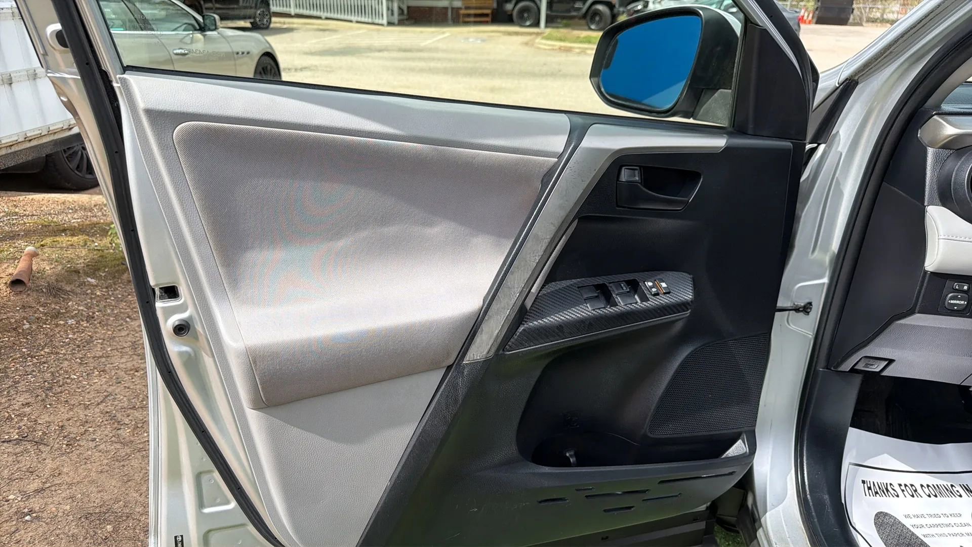 Used 2013 Toyota RAV4 XLE AWD/4WD image 26