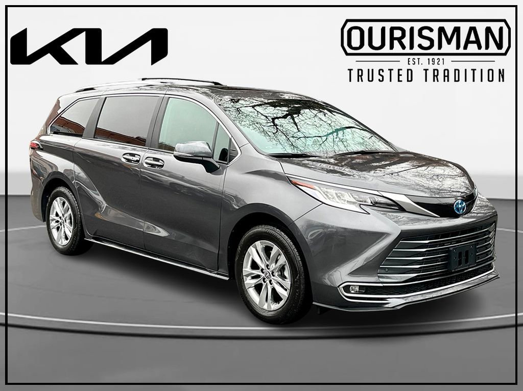 Used 2025 Toyota Sienna Limited