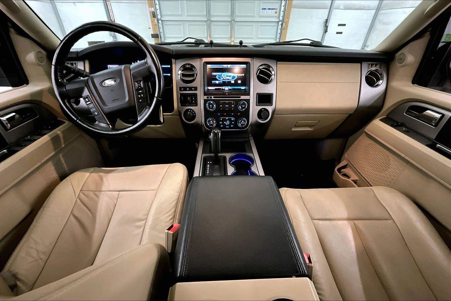 Used 2015 Ford Expedition EL XLT w/ Equipment Group 202A image 15
