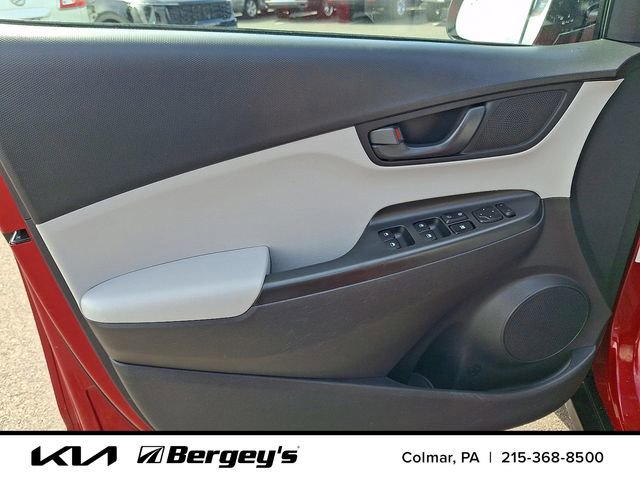 Used 2023 Hyundai Kona SEL AWD/4WD image 14