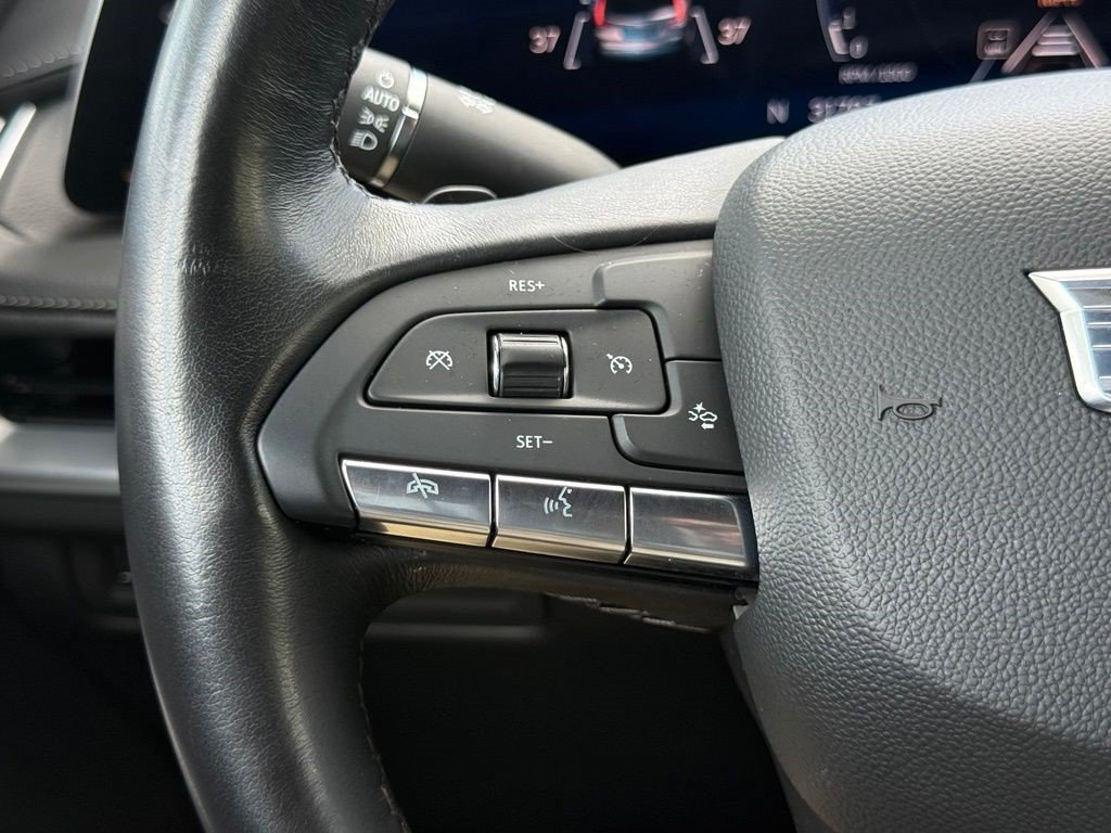 Certified 2025 Cadillac XT4 Premium Luxury FWD image 26
