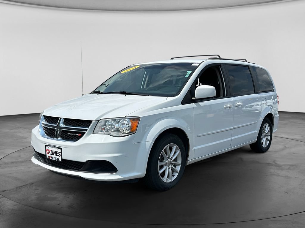 Used 2016 Dodge Grand Caravan SXT FWD image 4