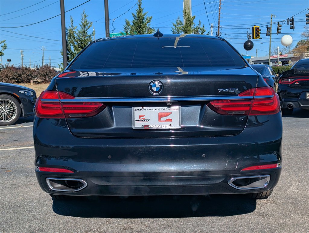 Used 2018 BMW 740i image 27