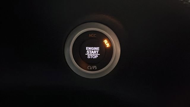 Used 2023 Chrysler Pacifica Touring-L w/ S Appearance Package FWD image 34