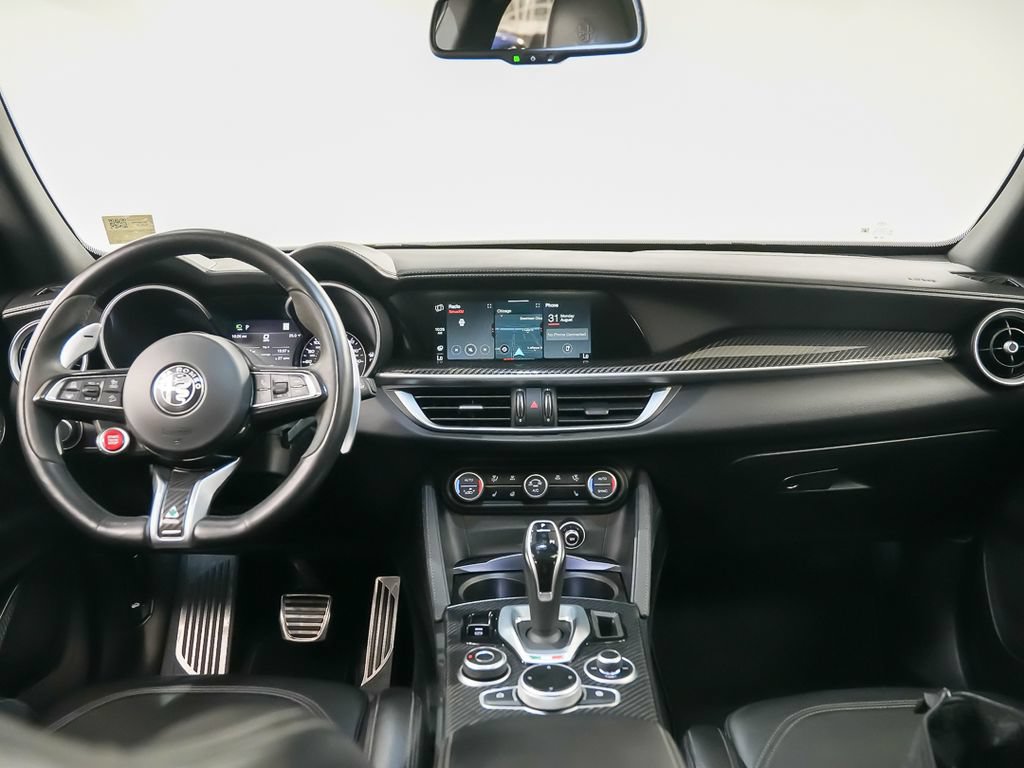 Used 2022 Alfa Romeo Stelvio Quadrifoglio w/ Active Assist Plus Package AWD/4WD image 18