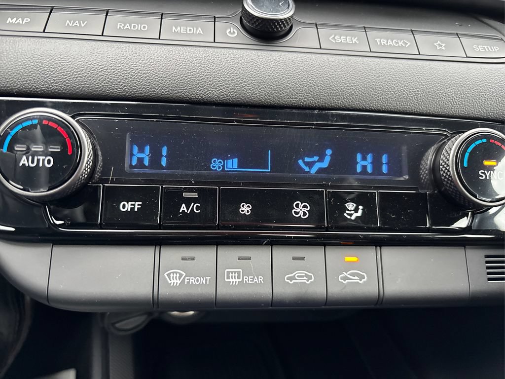 New 2026 Hyundai Elantra SEL FWD image 29