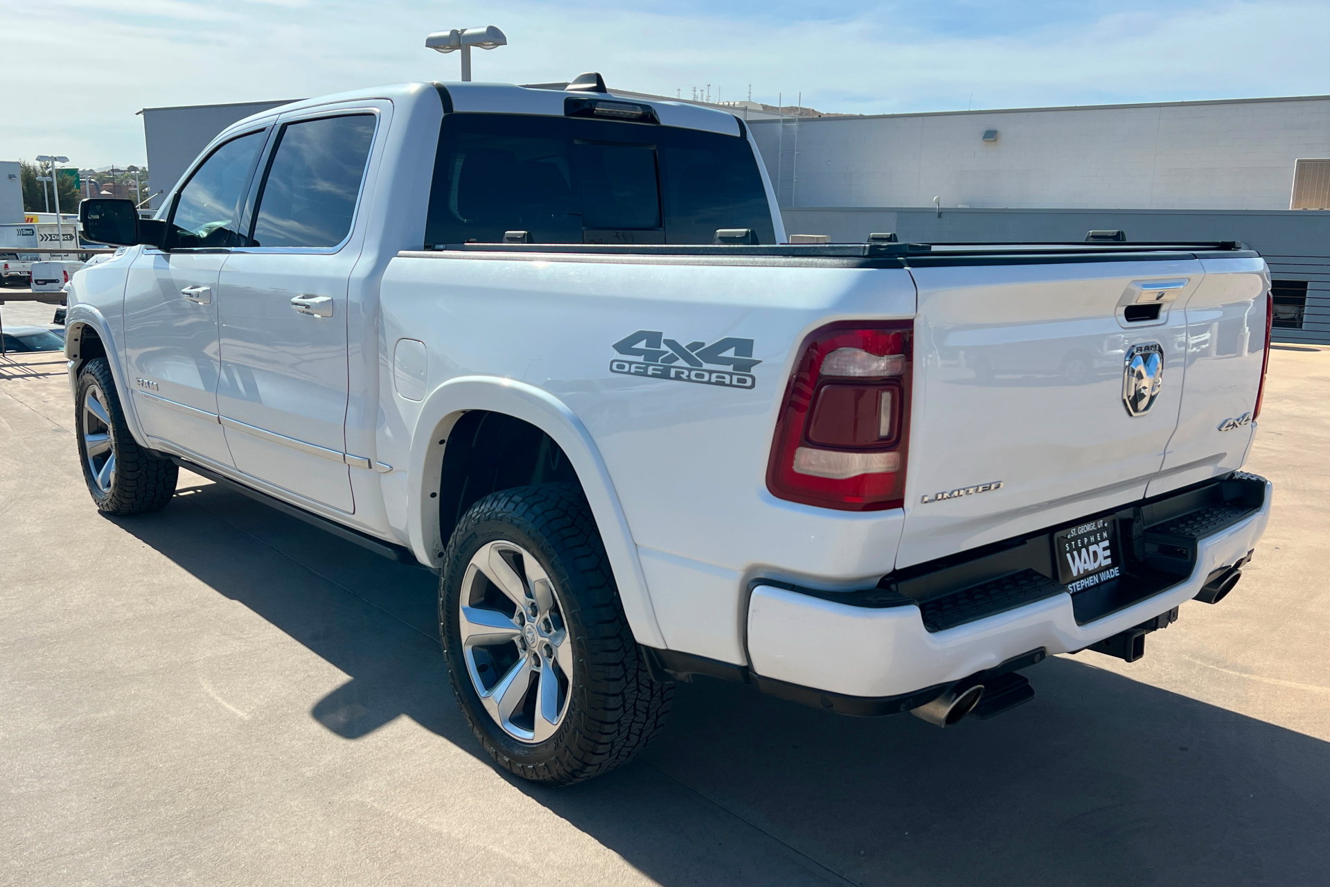 Used 2022 RAM 1500 Limited AWD/4WD image 3