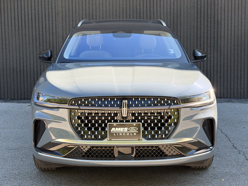 New 2026 Lincoln Nautilus Reserve AWD/4WD image 3