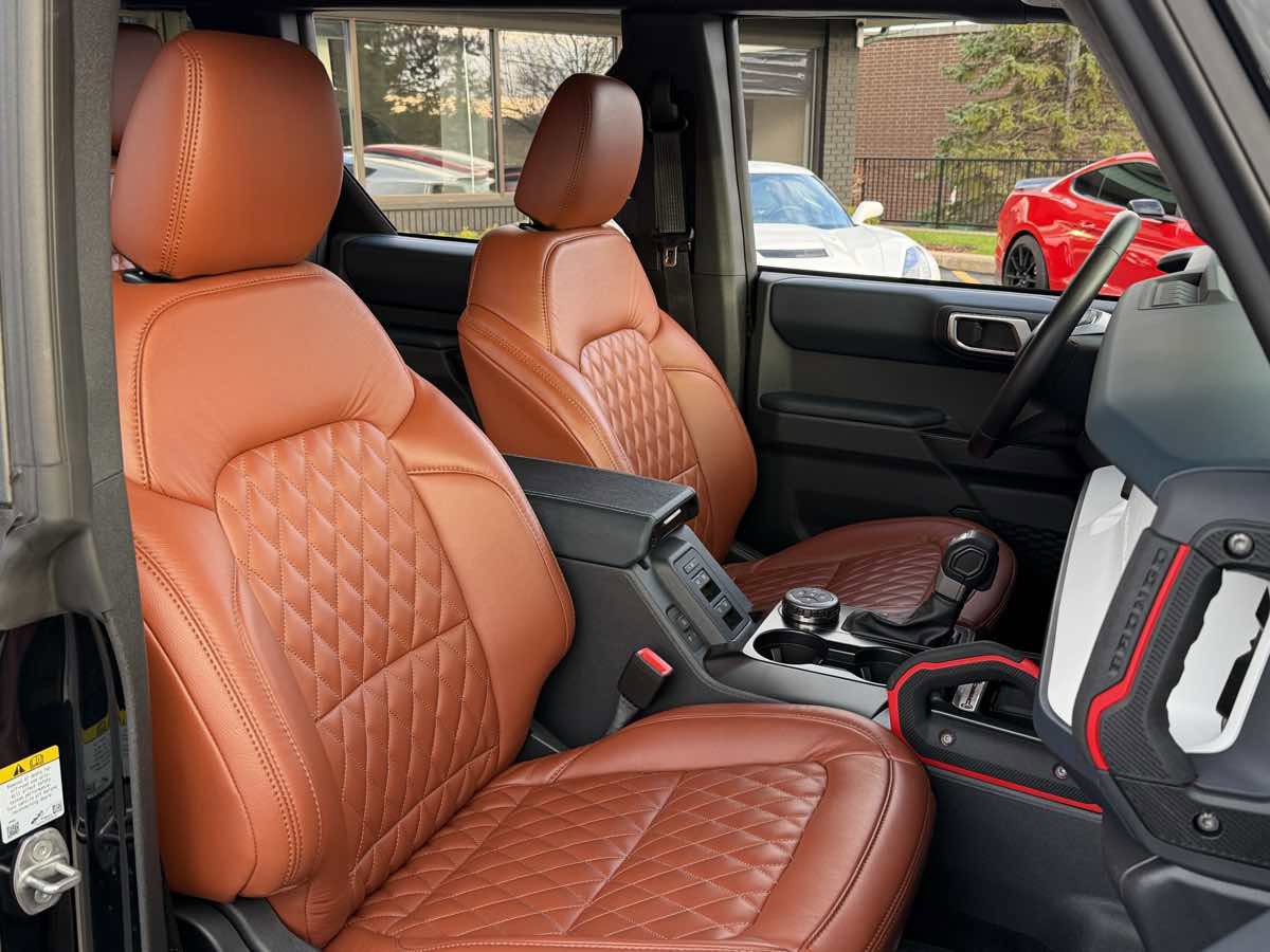 Used 2025 Ford Bronco Heritage Edition image 8