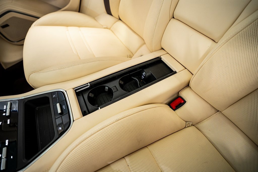Used 2023 Porsche Panamera Platinum Edition image 59