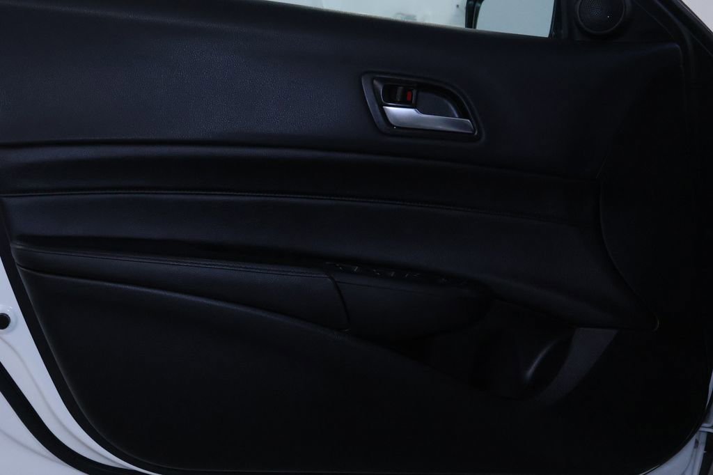 Used 2020 Acura ILX image 12