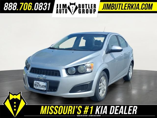 Used 2015 Chevrolet Sonic LT FWD image 1