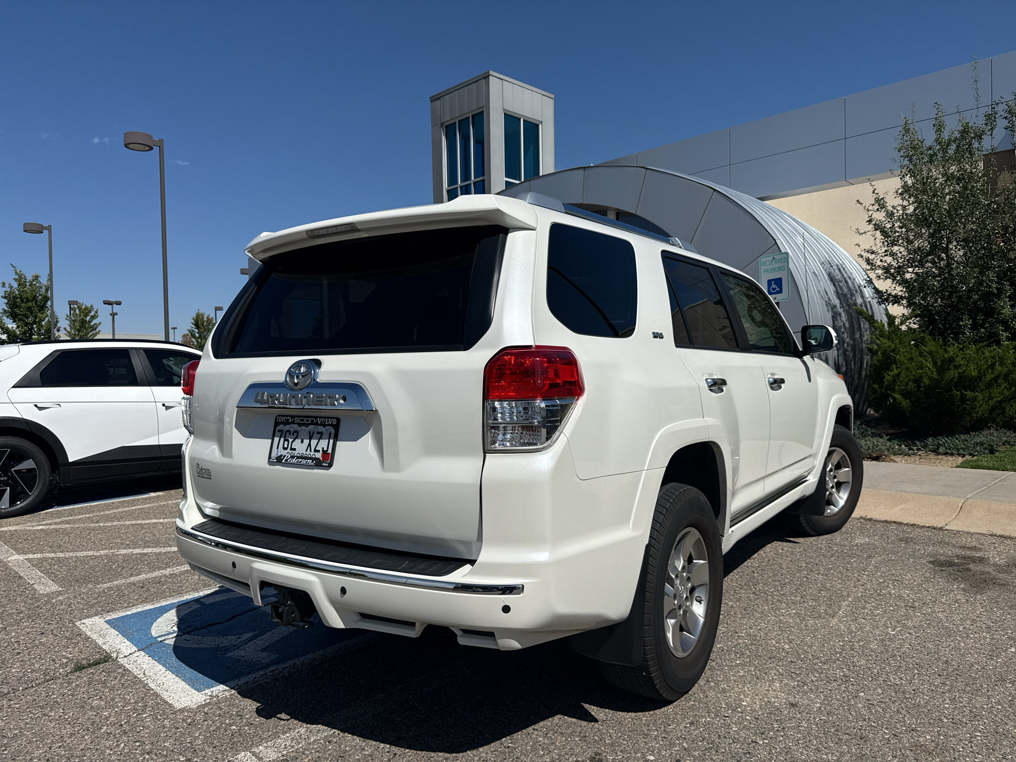Used 2013 Toyota 4Runner SR5 w/ Convenience Pkg AWD/4WD image 3