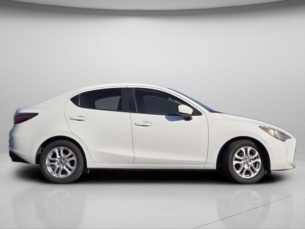 Used 2016 Scion iA FWD image 22