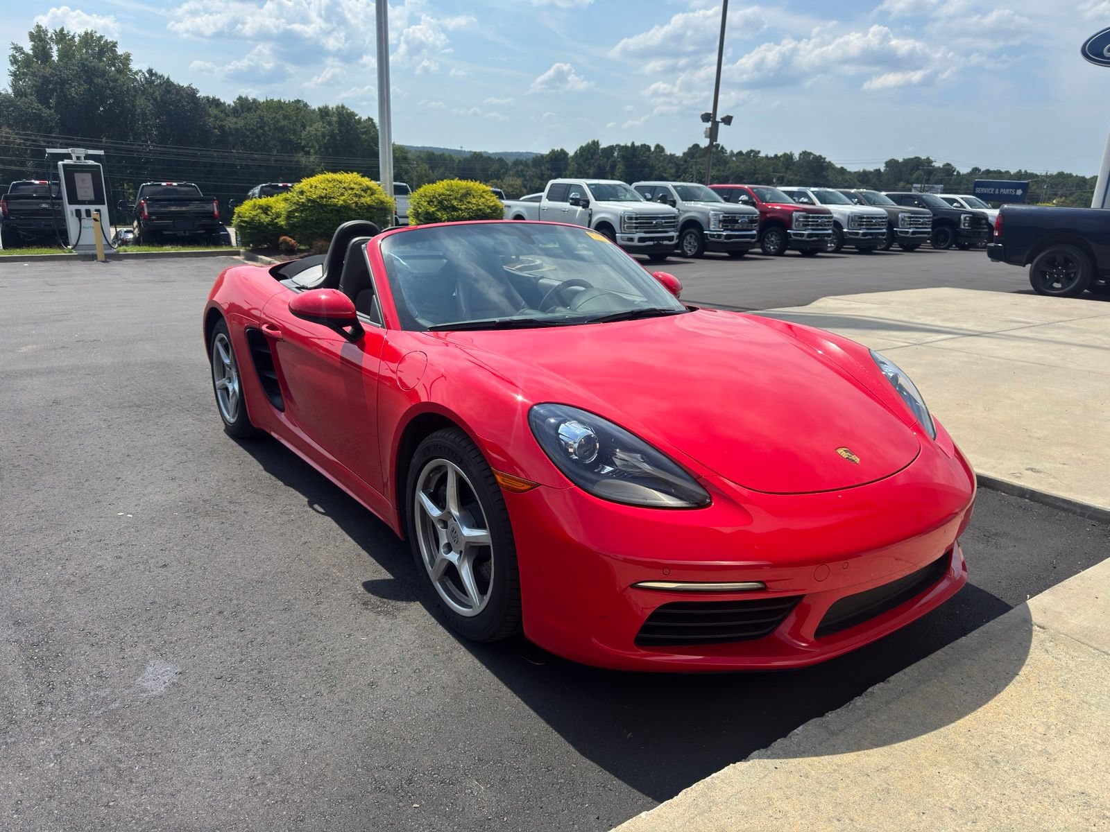 Used 2019 Porsche 718 Boxster RWD image 3