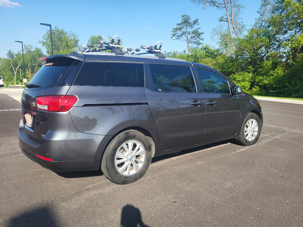 Used 2016 Kia Sedona LX w/ LX Convenience Package FWD image 8