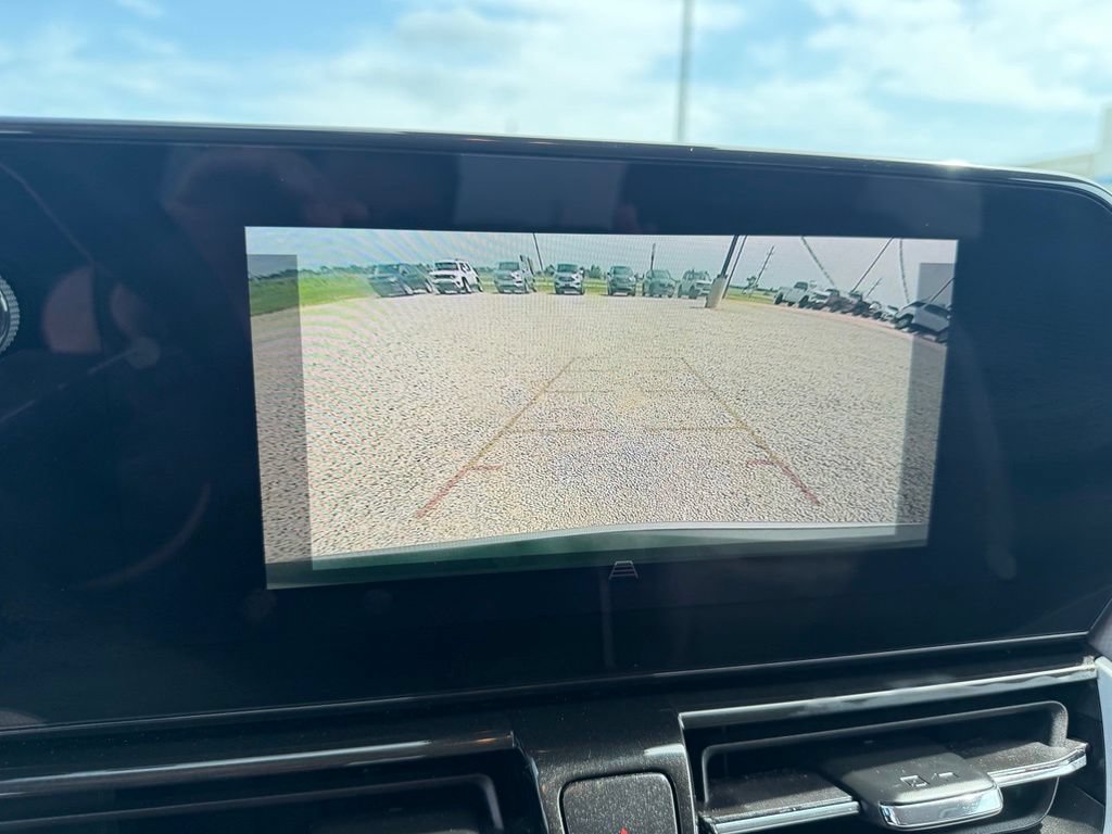 Used 2025 Chevrolet TrailBlazer LT FWD image 18