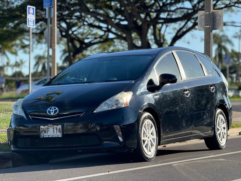 Used 2012 Toyota Prius V Two image 1