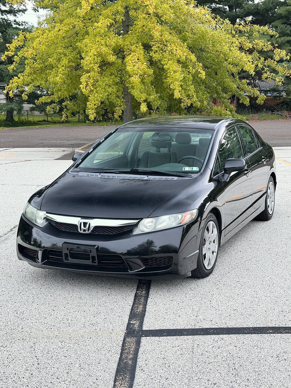 Used 2011 Honda Civic LX image 2