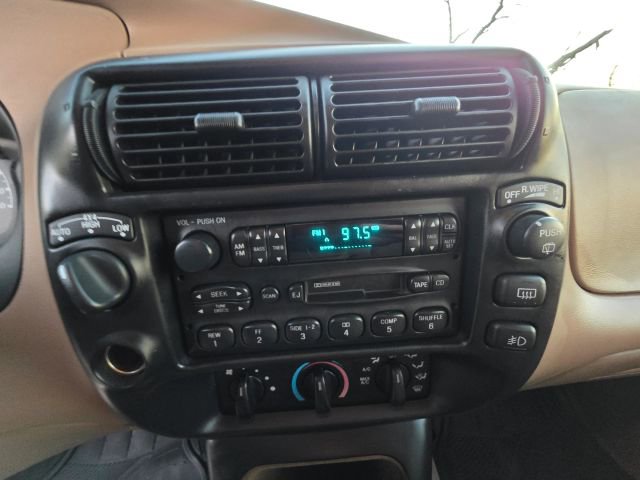 Used 1997 Ford Explorer 4WD 4-Door image 14