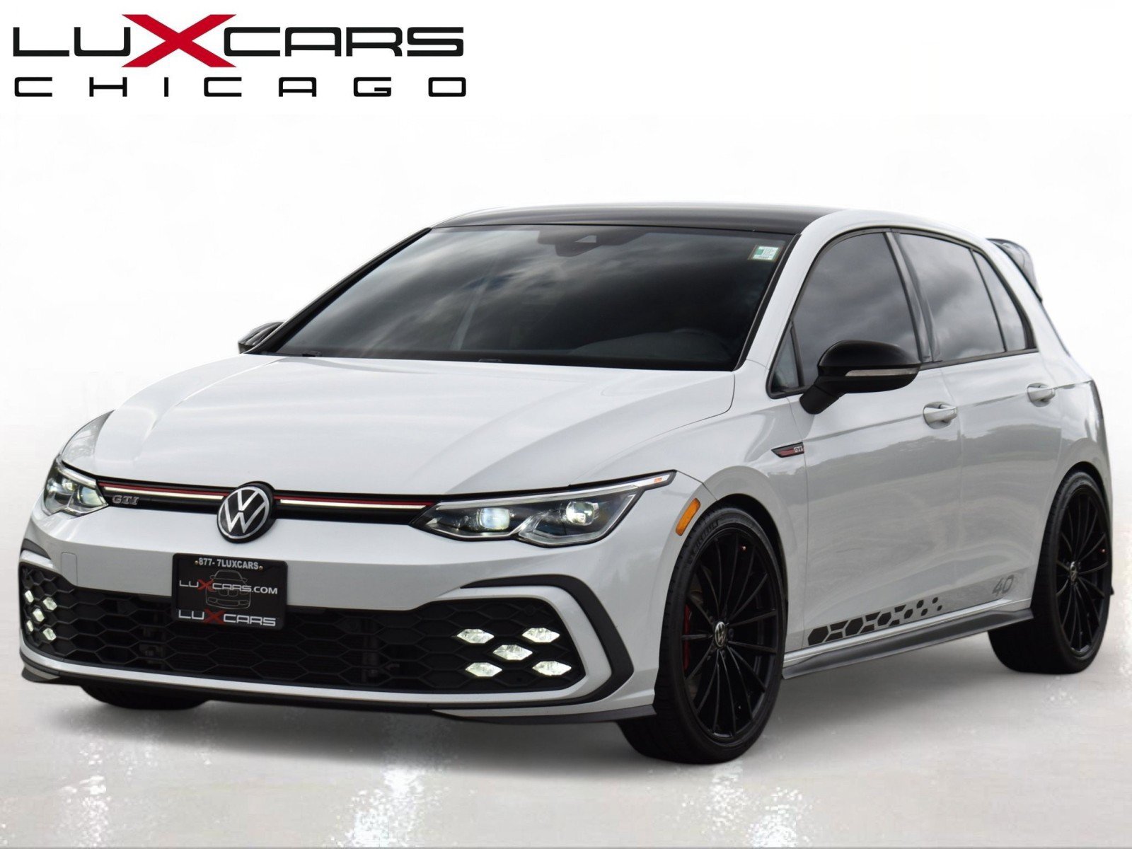 Used 2023 Volkswagen GTI 40th Anniversary Edition FWD image 3